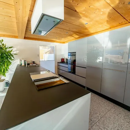 Luxury Lakeview With Ac & Near Interlaken Chalé