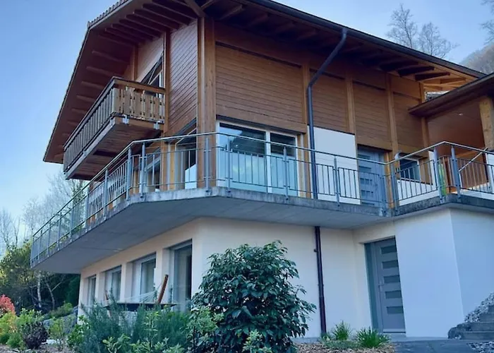 Luxury Lakeview With Ac & Near Interlaken בקתה