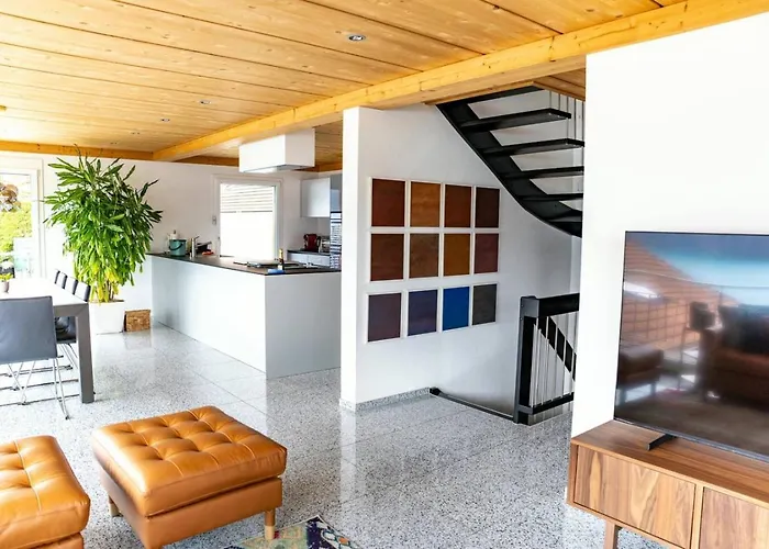 Luxury Lakeview With Ac & Near Interlaken בקתה