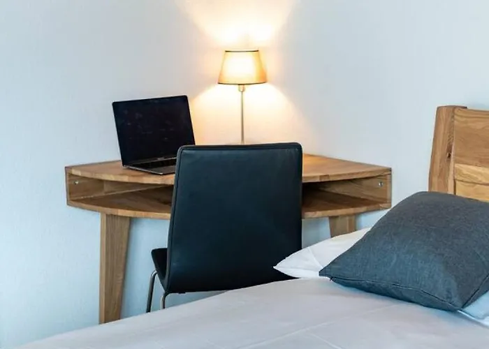 בקתה Luxury Lakeview With Ac & Near Interlaken Niederried bei Interlaken