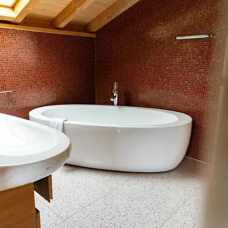 Шале Luxury Lakeview With Ac & Near Interlaken